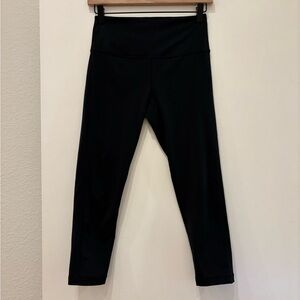 NWOT Zella Black capri cropped leggings yoga Pilates athleisure workout sz small